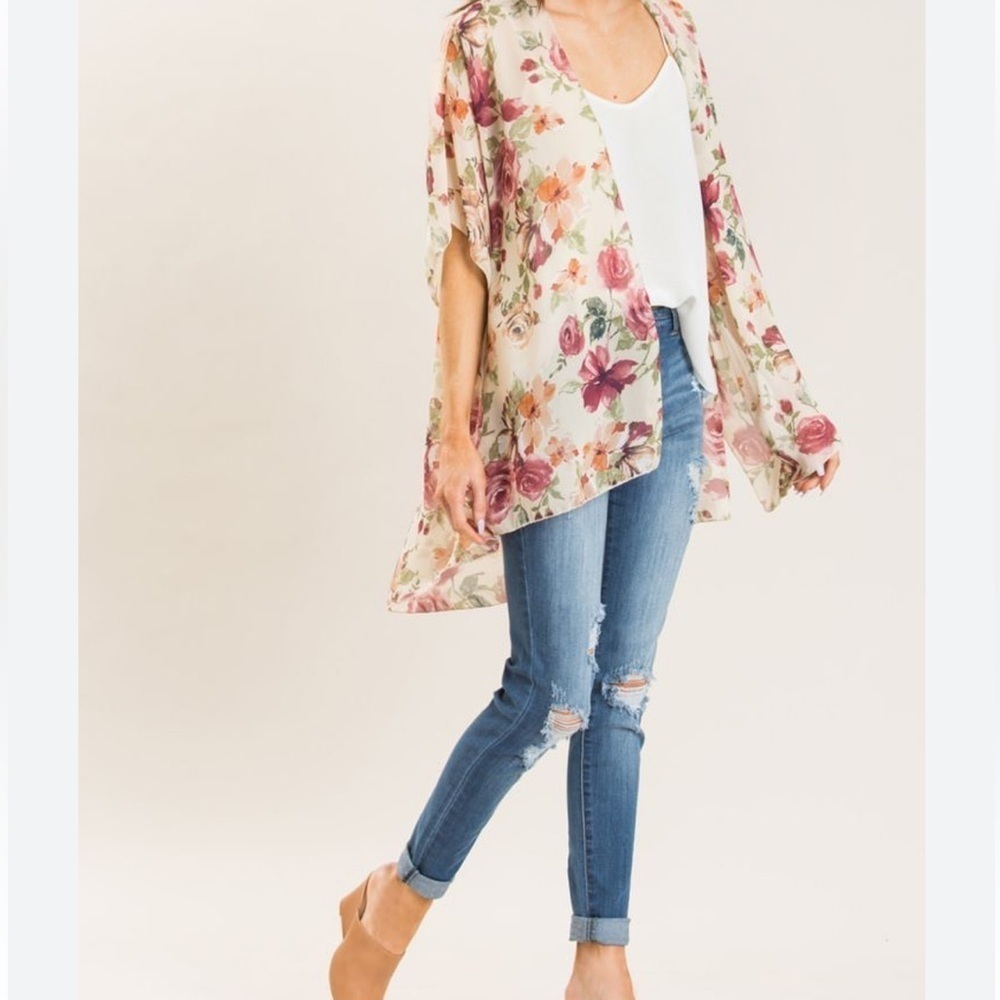 Band of Gypsies kimono lightweight floral lightweight semi sheer cover up top SM